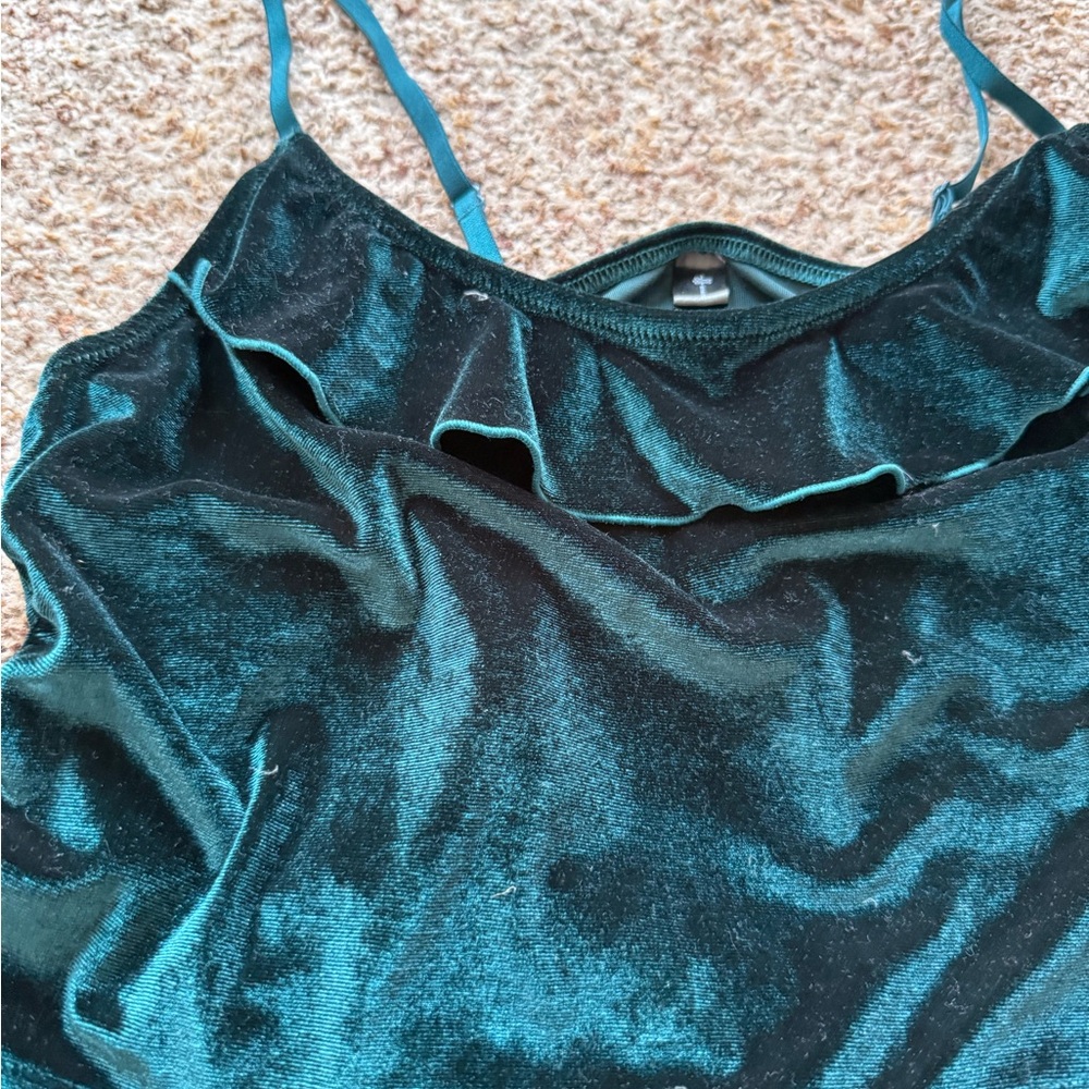 Mentionables | Green Satin Pajama Set with Elegant Ruching | Size Medium - Picture 4 of 12